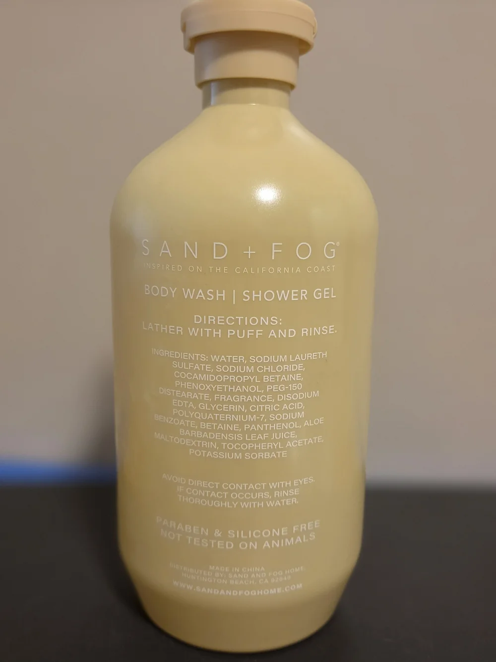Sand +Fog Banana Blossom Body Wash - Cream